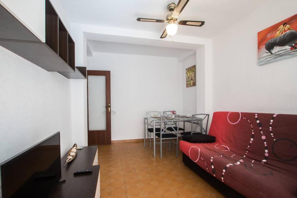 Cozy And Nice Apartment In Sunny Torrevieja Exterior foto